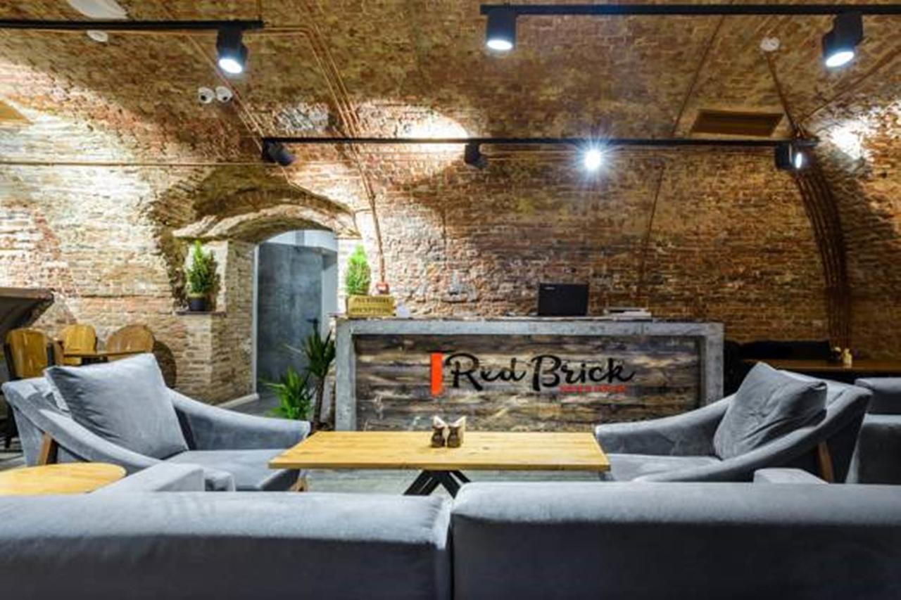 Отель Red Brick Китай-город. Ред БРИК Хохловский переулок. Red Brick Hotel Москва Хохловский переулок. Кафе ред БРИК Китай город.